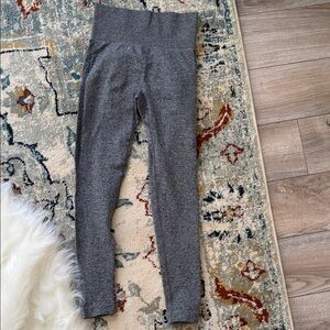 Scrunch Bum workout leggings